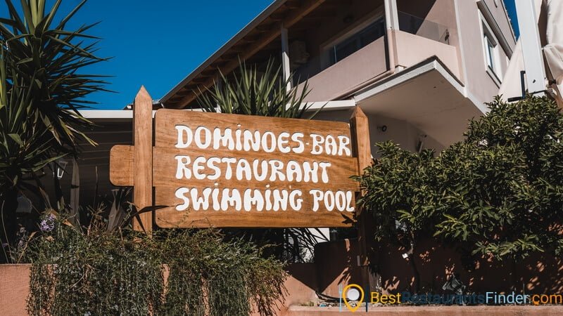 Dominoes Restaurant